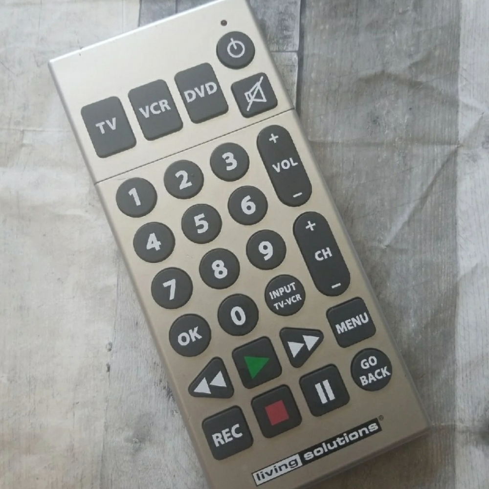 Living Solutions Jumbo Universal TV Remote
